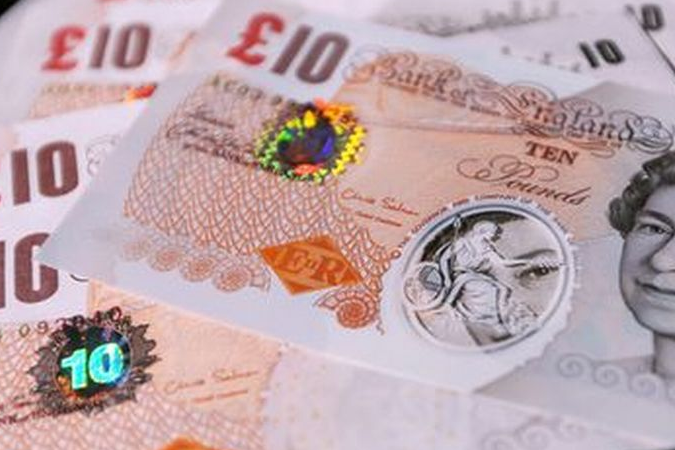 Deadline To Return Old Paper £5 And £10 Notes Is March 1