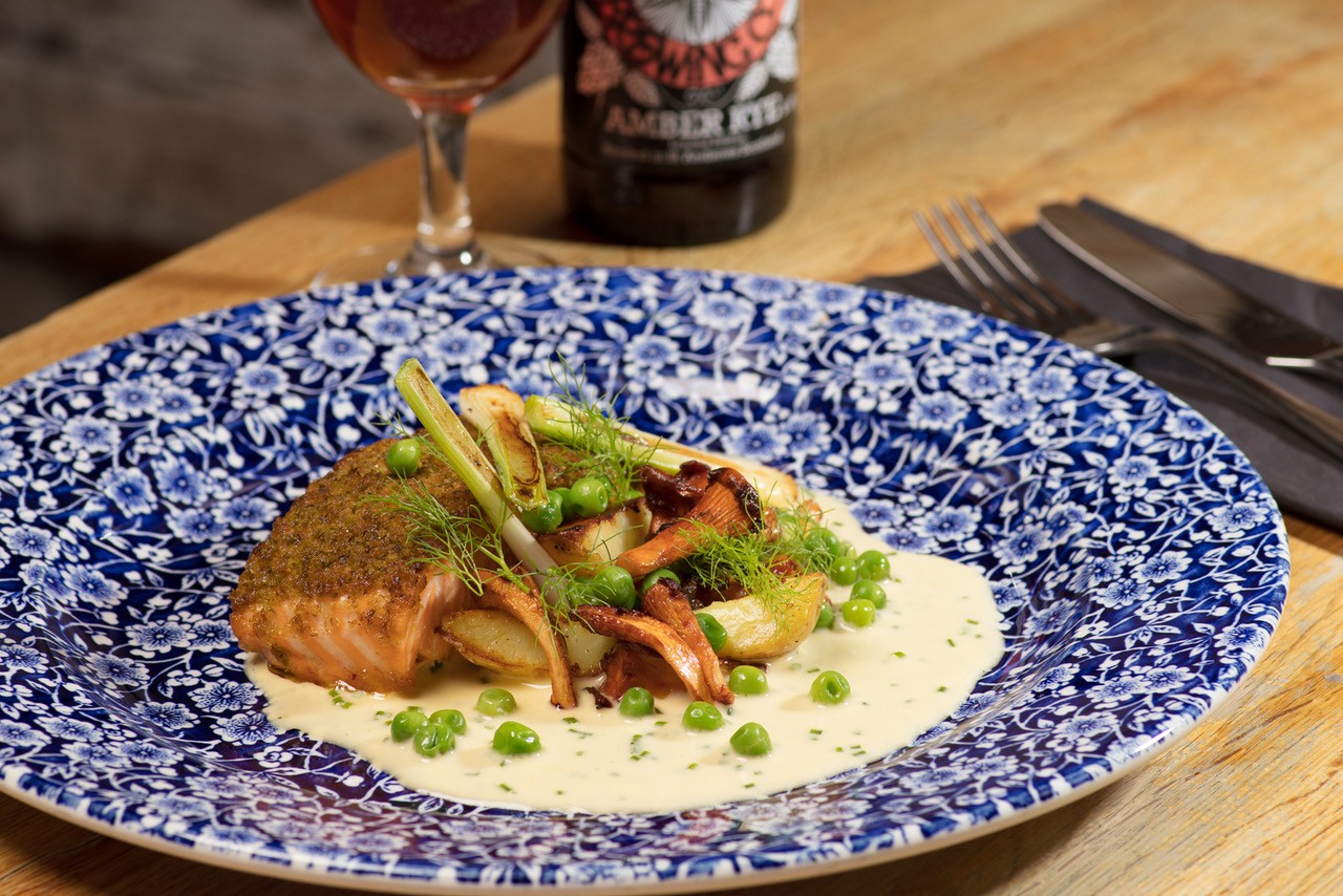 VENUE REPORT: Edinburgh Pub Revives Old City Street Food Dish