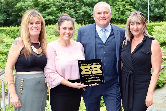 SLTA President-Elect Wins Best Bar None Gold Award In South-west Scotland