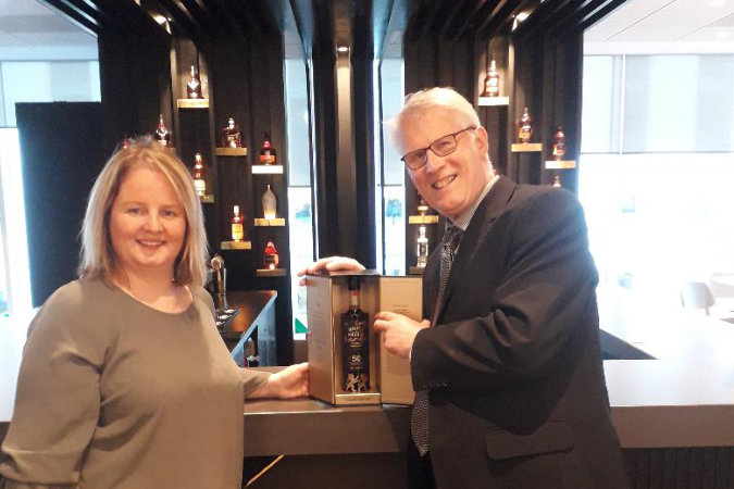 SLTA Stalwart Billy Gold Wins Rare Bottle Of Whyte & Mackay